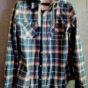 [미사용 새상품] 써스데이아일랜드 후드 탈부착 체크셔츠