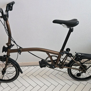 브롬톤 스타일 폴딩 올리 미니벨로 자전거 팝니다.