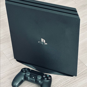 플스4 프로 1TB (CUH-7218B) 게임 5개 포함 이미지