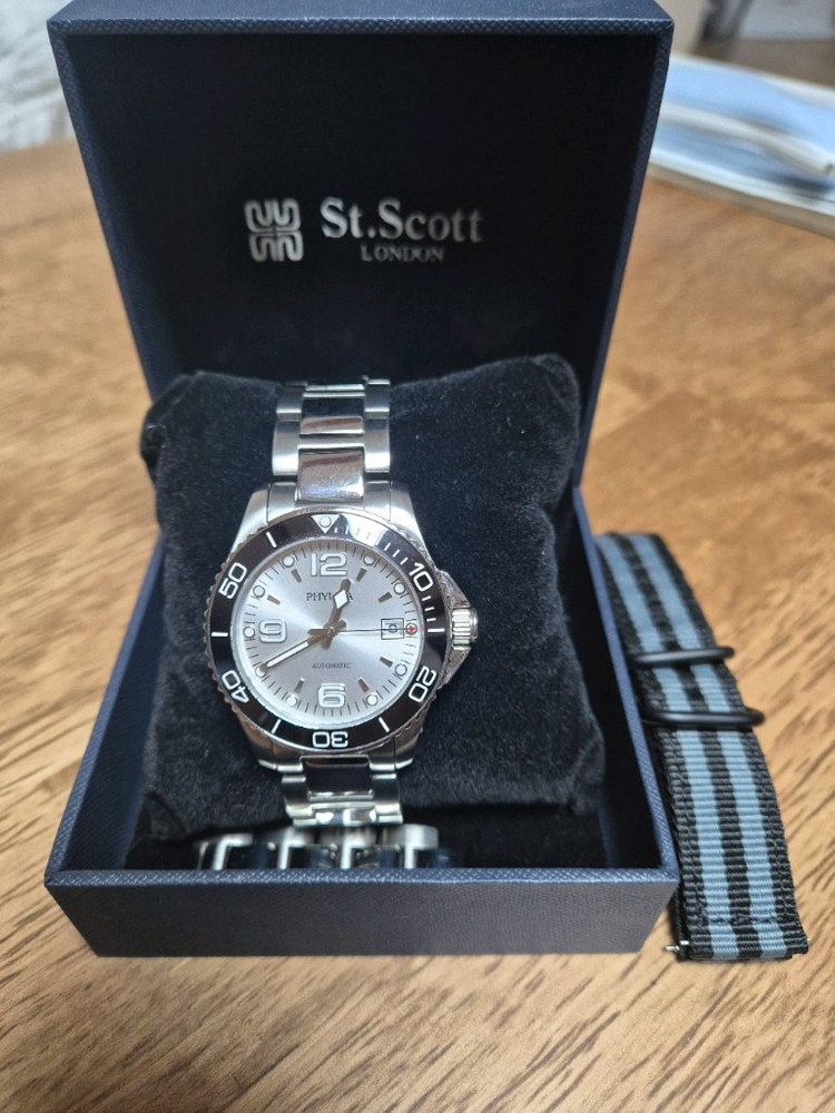 Phylida 하이드로콘퀘스트 오마주 오토매틱 시계--1