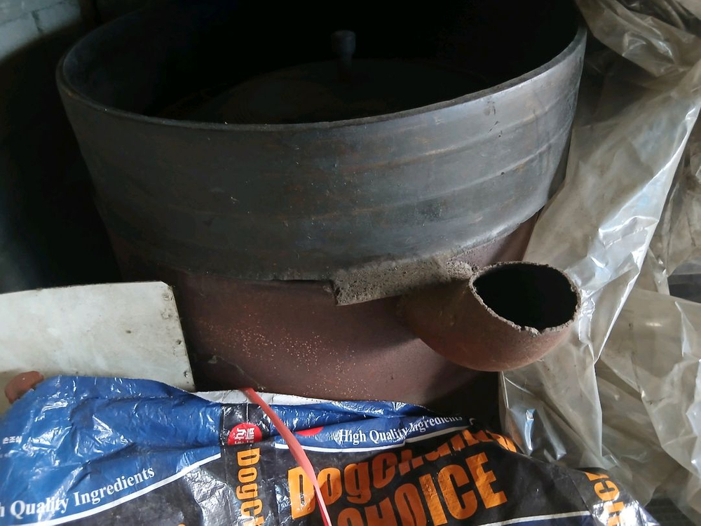 무쇠 솥 이미지