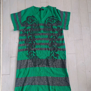 SYSTEM 브랜드의 그린색 니트 원피스