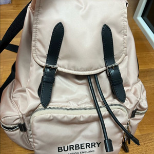 버버리 백팩 판매