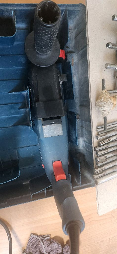 보쉬(Bosch) Professional GBH 2-26 급 해머드릴 + SDS 비트 풀세트 판매--3