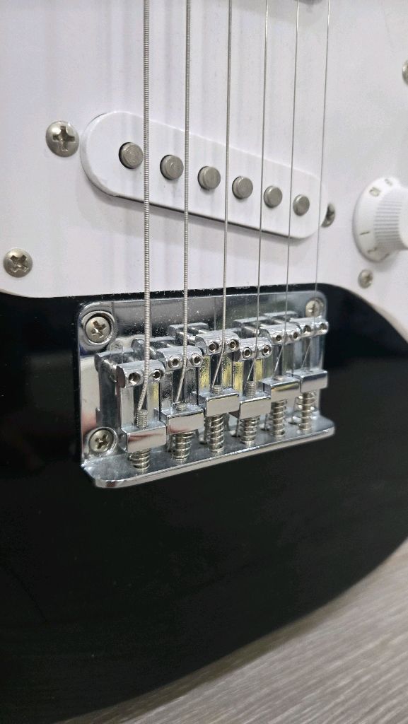 스콰이어 미니 스트라토캐스터 일렉기타--4