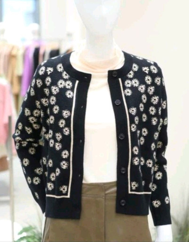 (새상품) 온앤온 니트 가디건 블랙 55 듀엘 sjsj 레니본 보브 지컷 샤틴 시슬리 에고이스트 써스데이아일랜드--2