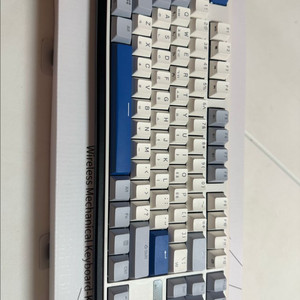 (S급) 듀가드 Durgod K620w 무선 기계식 키보드 풀박스