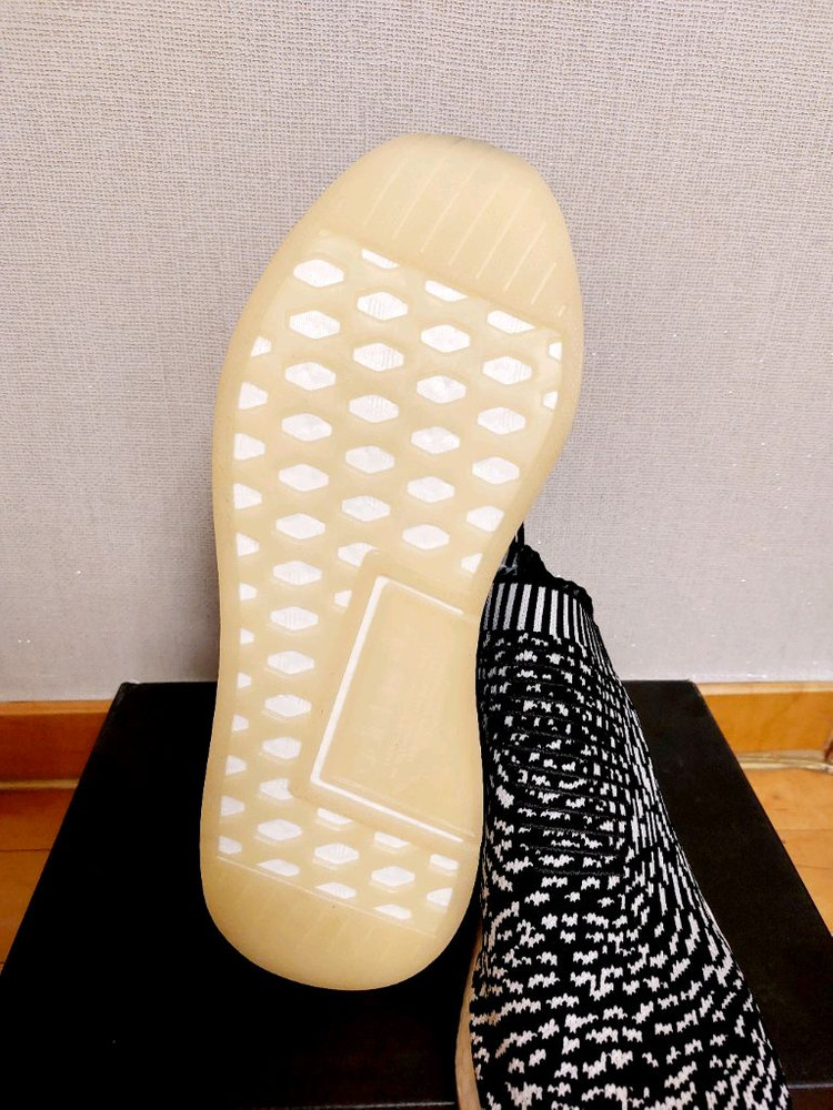 아디다스 NMD CS2 프라임니트 지브라 새상품--7
