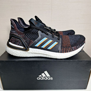 아디다스 울트라부스트 손흥민 러닝화 260 새상품