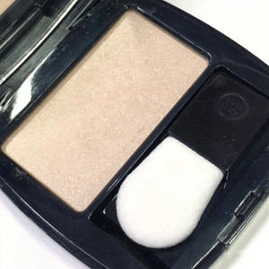 한정템)하이라이터-샤넬 파우더 뤼미에르 펄리