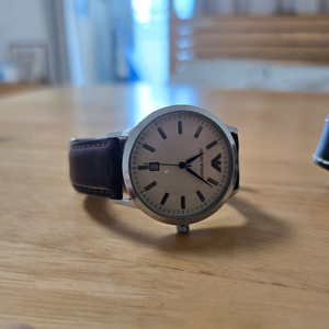 [무료배송] 남성 시계 아르마니 시계(배터리 교체 필요, 택배 포함)