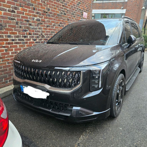 카니발하이브리드 9인승 노블레스 이미지