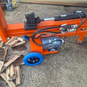 유압식 목재절단기