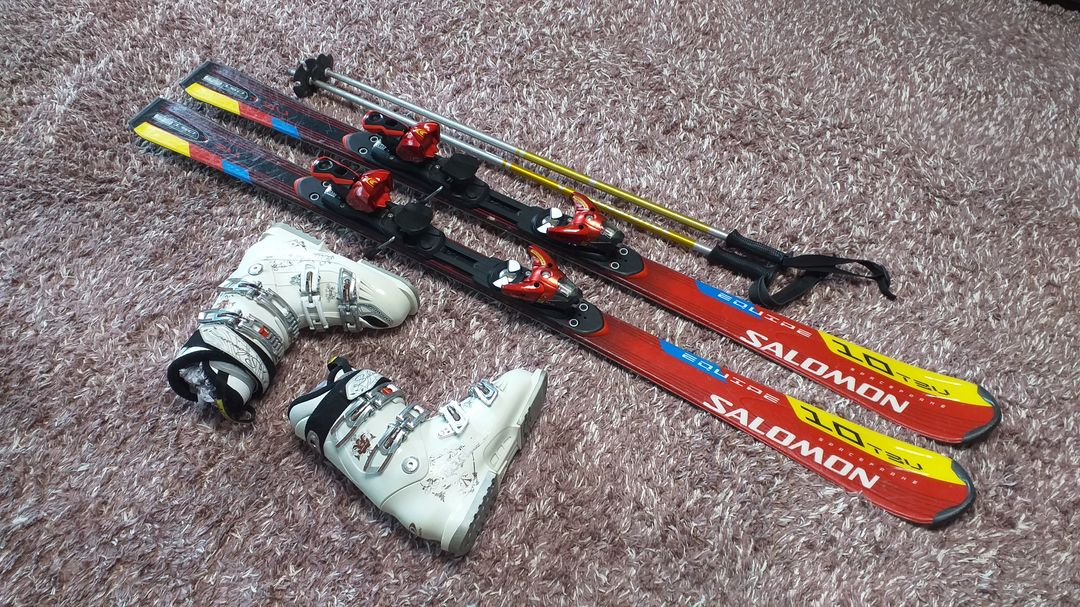 살로몬 스키 세트(스키 150cm, 부츠 240-245mm) 이미지