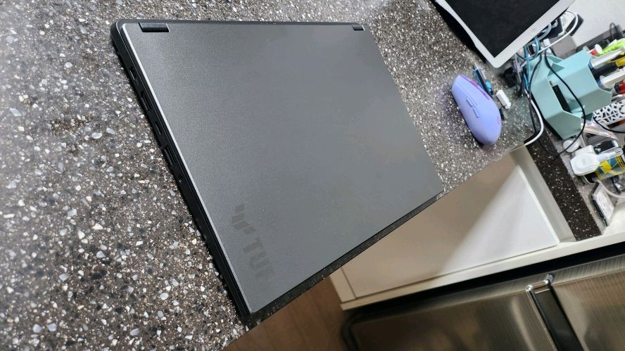 아수스 최신 TUF A14 라이젠7 게이밍 노트북/램32G,RTX5060--2