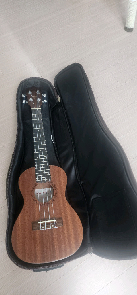 우쿨렐레 TM-UP3S 팔아요--4