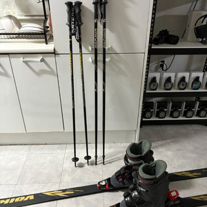 뵐클 남성 스키/폴/부츠 세트 이미지