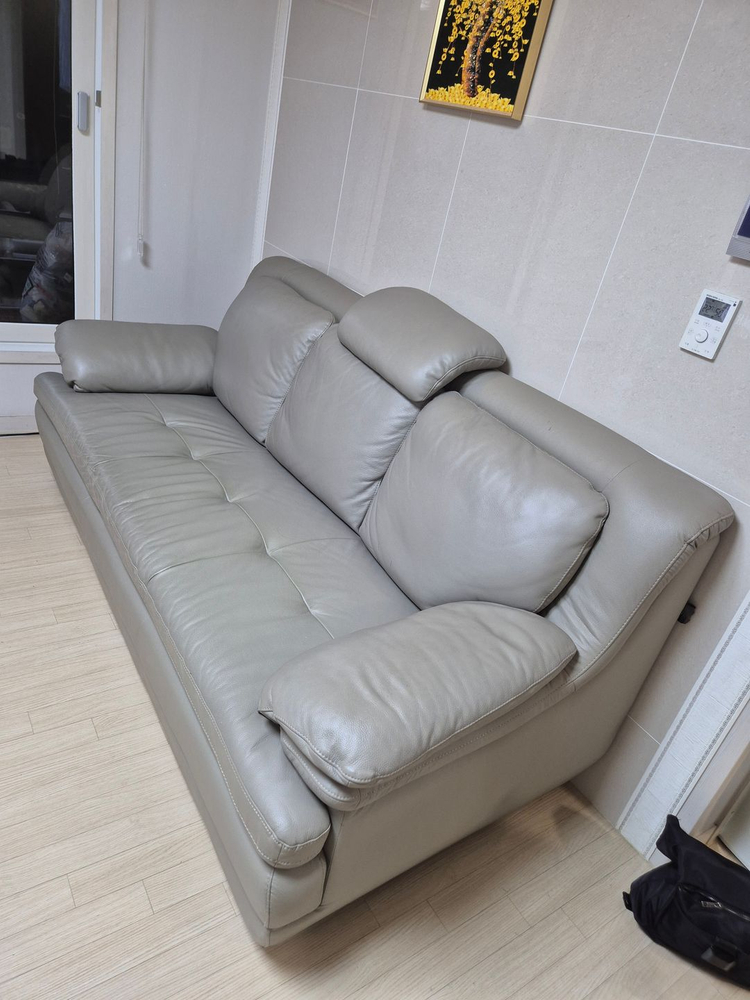 한샘 3인용 소파 4일하고 5일만 나눔합니다 이미지