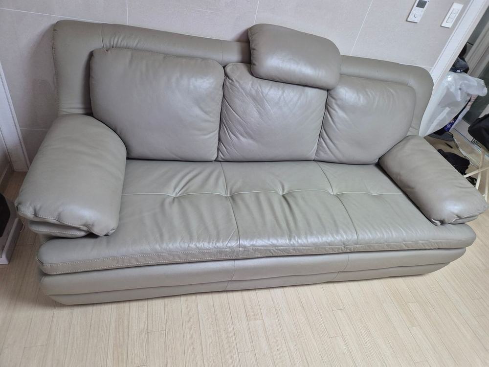 한샘 3인용 소파 4일하고 5일만 나눔합니다 이미지