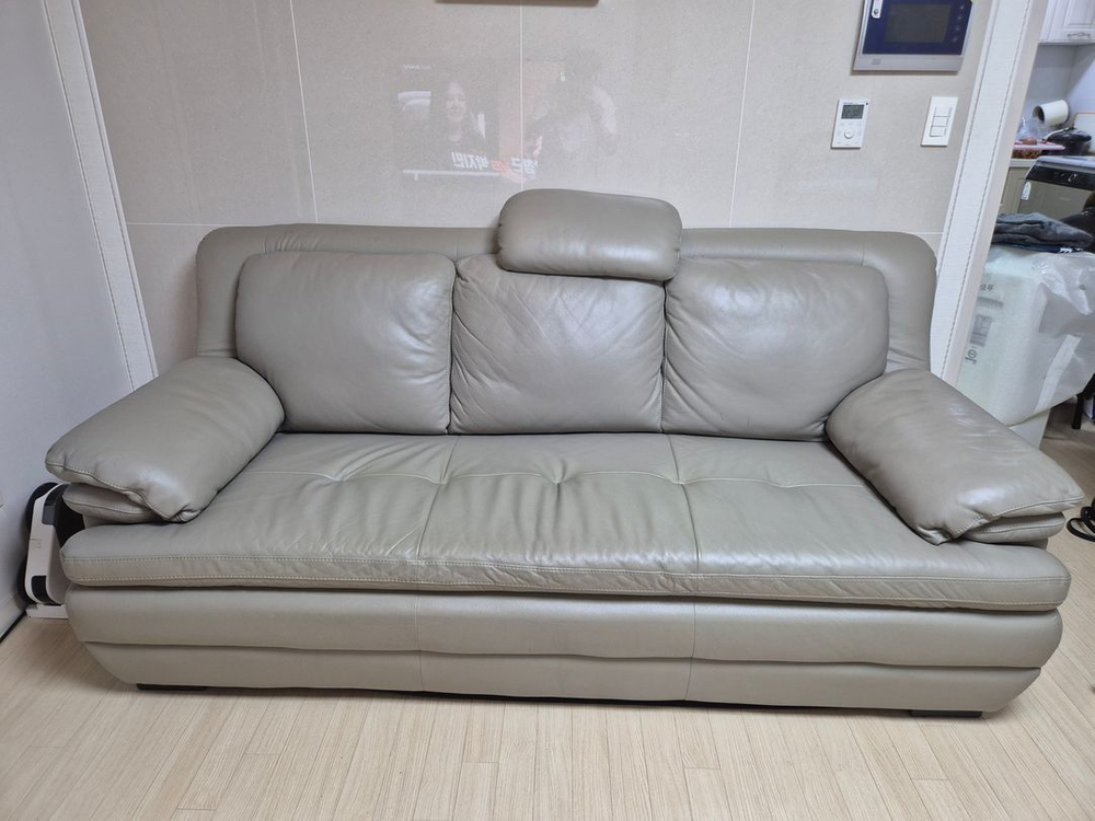 한샘 3인용 소파 4일하고 5일만 나눔합니다 이미지