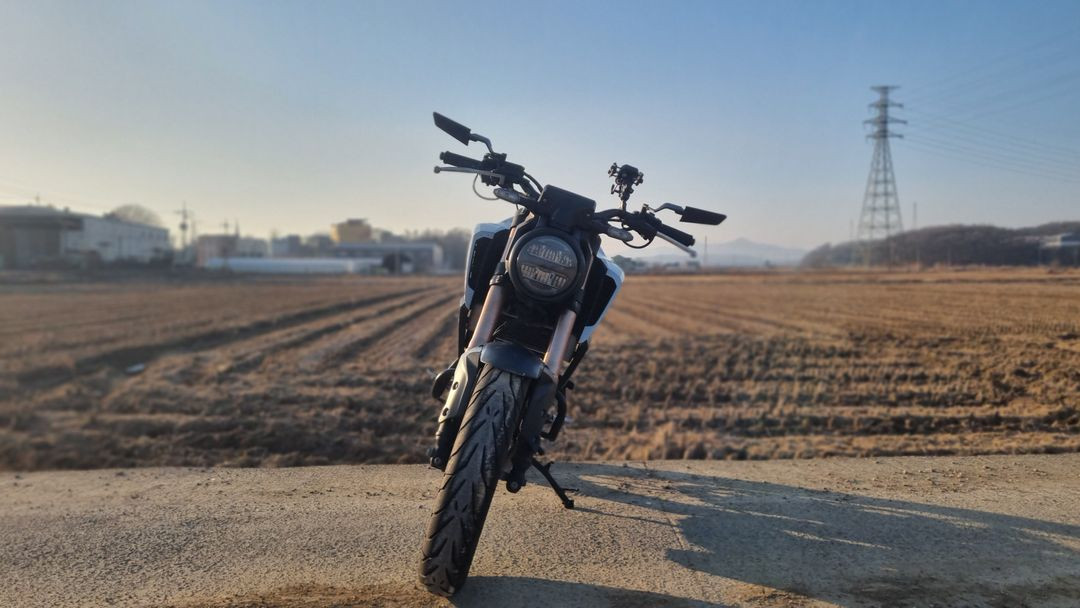 혼다 cb125r 21년식/신형엔진/딱3만키로수/급매 이미지