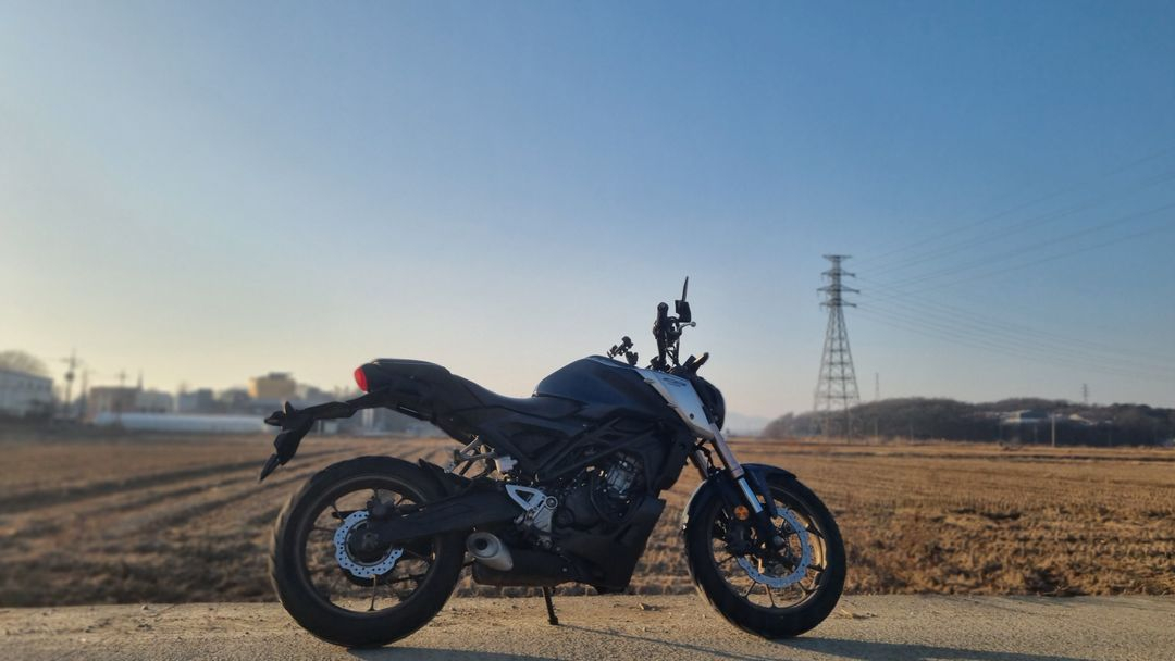 혼다 cb125r 21년식/신형엔진/딱3만키로수/급매 이미지