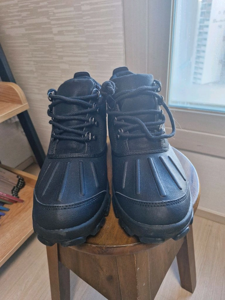 컬럼비아 중학생남아방한부츠 이미지