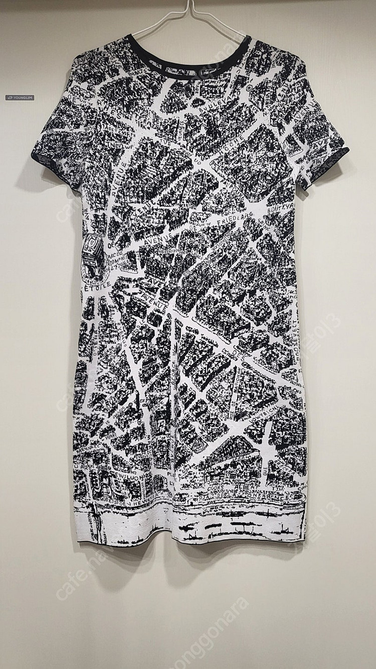 dior 디올맛 뉴진스 로고 프린트 니트원피스 이미지