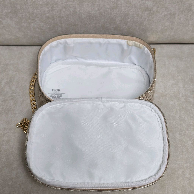 [디올] 2025 홀리데이 리미티드 에디션 파우치 리폼--4