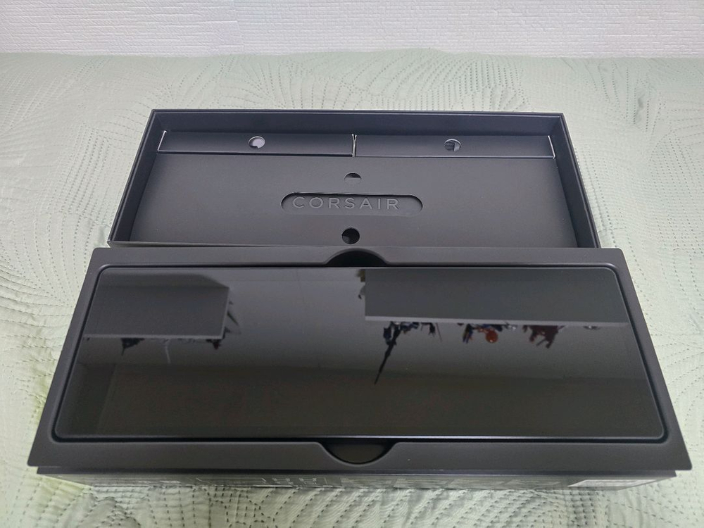 커세어 제논 엣지 (xeneon edge)--2