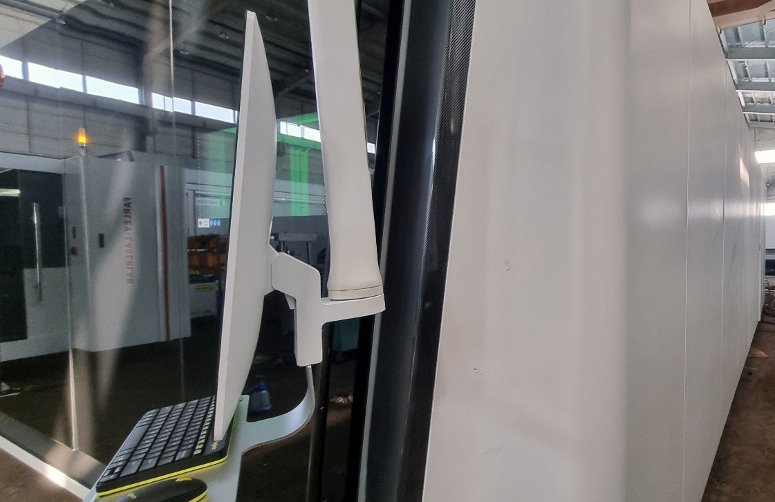 중고 초대형 보더 파이버레이저 2565- 12kw 판매--1