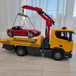 브루더 부르더 크레인 로드스터