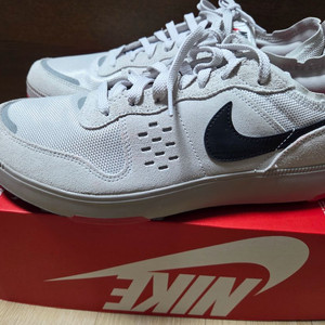 나이키 시티 290 사이즈 박스없는 새제품 판매합니다