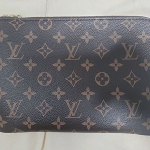 루이비통 에튀pm 판매해요