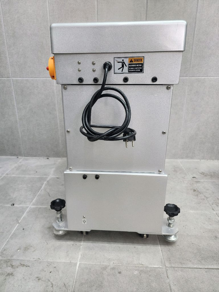 스타리치 업소용 스파이럴 반죽기 20리터 판매--3