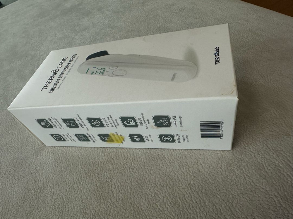 써모케어 스마트 체온계(MT-4000) 비접촉식--1