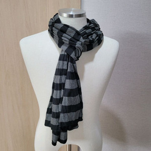 테이트 TATE 스트라이프 머플러 블랙/그레이