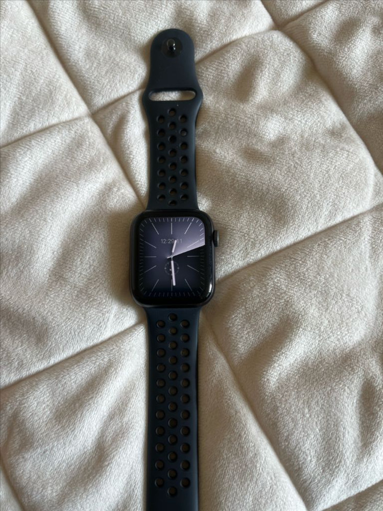 애플워치6 나이키 44mm gps모델--1