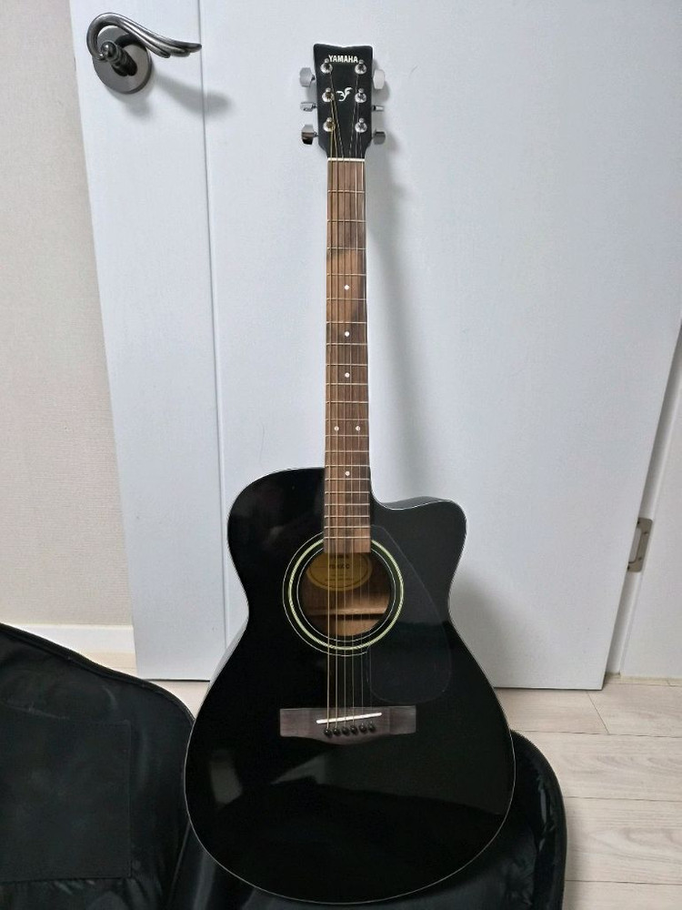 야마하 FS100C 어쿠스틱 기타 블랙(입문용)--1