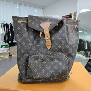 [40%할인] 루이비통 몽수리 백팩