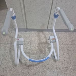 어르신 변기 안전손잡이