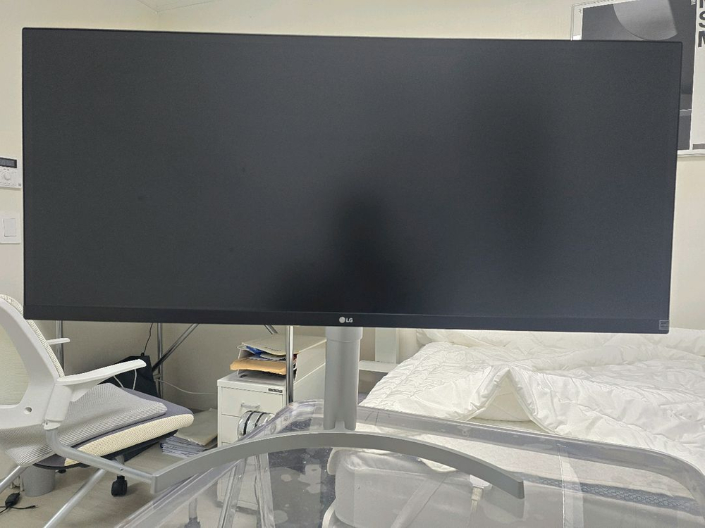 lg모니터 34인치 와이드모니터 34wk650 화이트색상 팝니다. 이미지