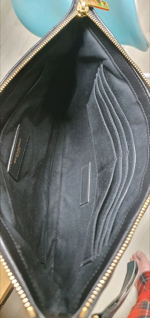 입생로랑 생로랑 뉴미듐 클러치백 정품S급(보증서O)구찌프라다루이비통디올고야드샤넬셀린느보테가생로랑발렌시아가버버리가방--8