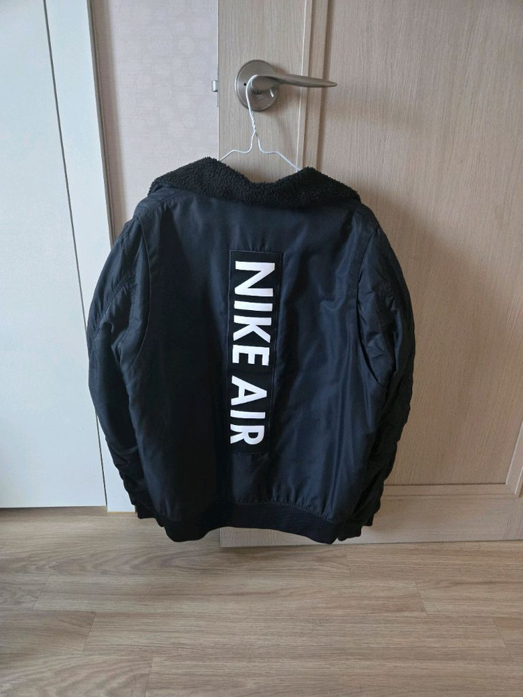 에어맥스 봄버 자켓--1