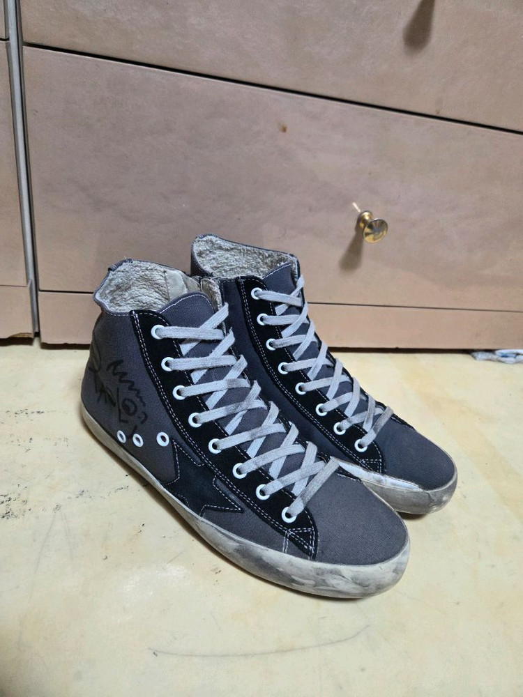 골든구스 정품 스니커즈 41사이즈 거의새제품--0