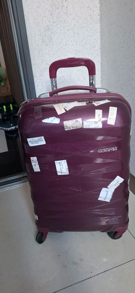 아메리칸투어리스트 20인치 기내용 하드캐리어가방--1