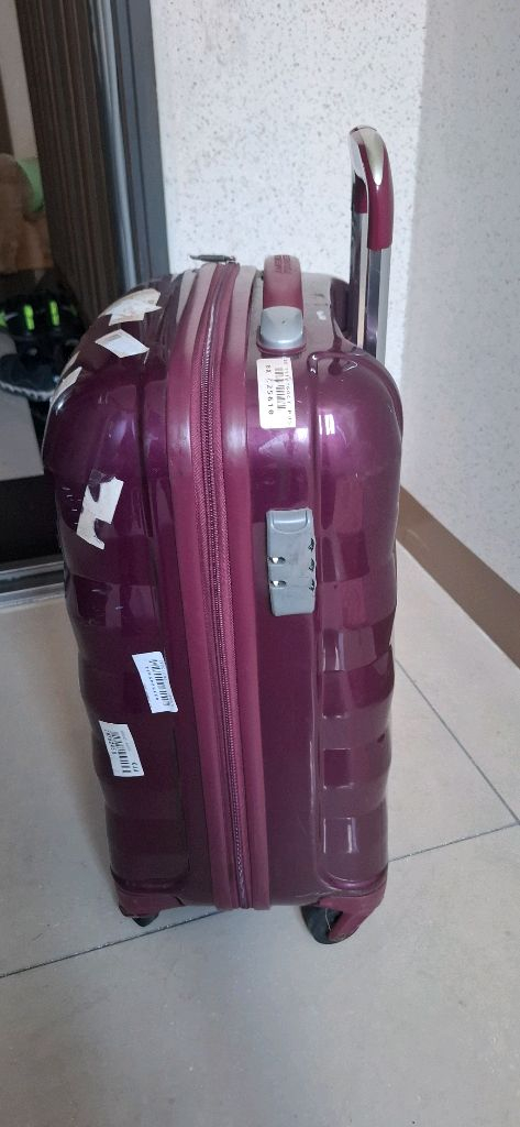 아메리칸투어리스트 20인치 기내용 하드캐리어가방--3