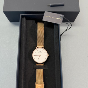 다니엘웰링턴 여성 메탈시계 로즈골드 28mm