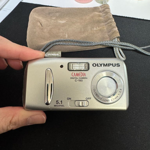 올림푸스 감성 레트로 디카