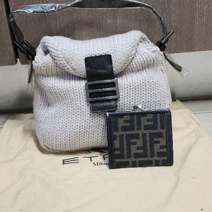 우영미 니트 숄더백